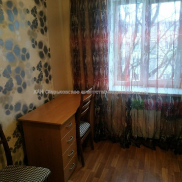Продам квартиру, Ощепкова Андрея ул. , 1 кім., 13.20 м², косметический ремонт 
