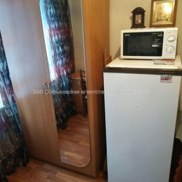 Продам квартиру, Ощепкова Андрея ул. , 1 кім., 13.20 м², косметический ремонт 