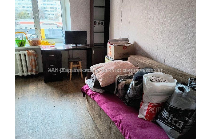 Продам квартиру, Золочевская ул. , 1  ком., 18 м², косметический ремонт 