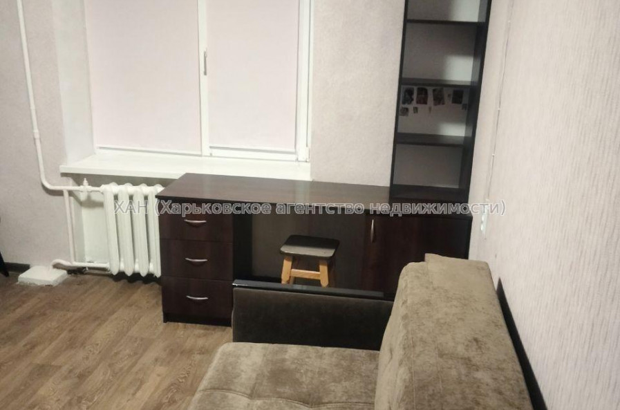 Продам квартиру, Золочевская ул. , 1 кім., 18 м², косметический ремонт 