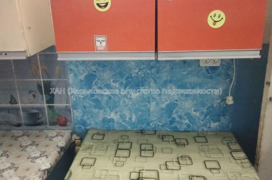 Продам квартиру, Золочевская ул. , 1 кім., 18 м², косметический ремонт 