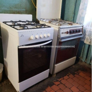 Продам квартиру, Золочевская ул. , 1  ком., 18 м², косметический ремонт 