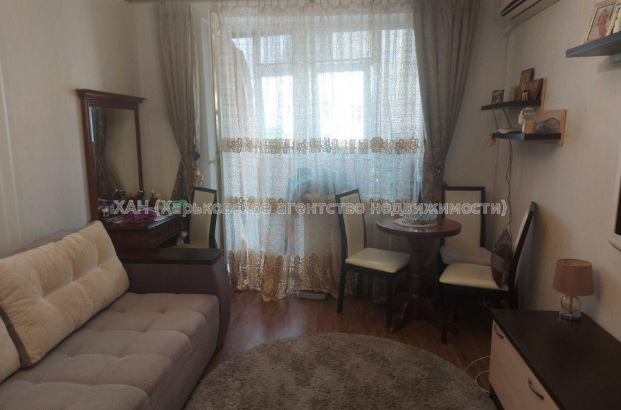 Продам квартиру, Станислава Парталы ул. , 1 кім., 33 м², косметический ремонт 