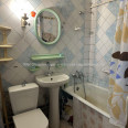 Продам квартиру, Жасминовый б-р , 2  ком., 44.30 м², косметический ремонт 