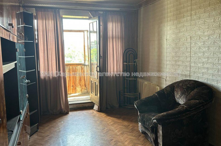 Продам квартиру, Жасминовый б-р , 2  ком., 44.30 м², косметический ремонт 