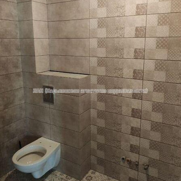 Продам квартиру, Макеевская ул. , 1 кім., 49 м², частичный ремонт 