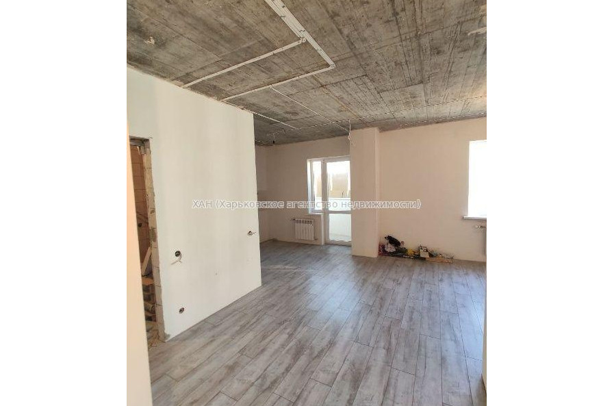 Продам квартиру, Макеевская ул. , 1 кім., 49 м², частичный ремонт 
