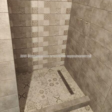 Продам квартиру, Макеевская ул. , 1 кім., 49 м², частичный ремонт 