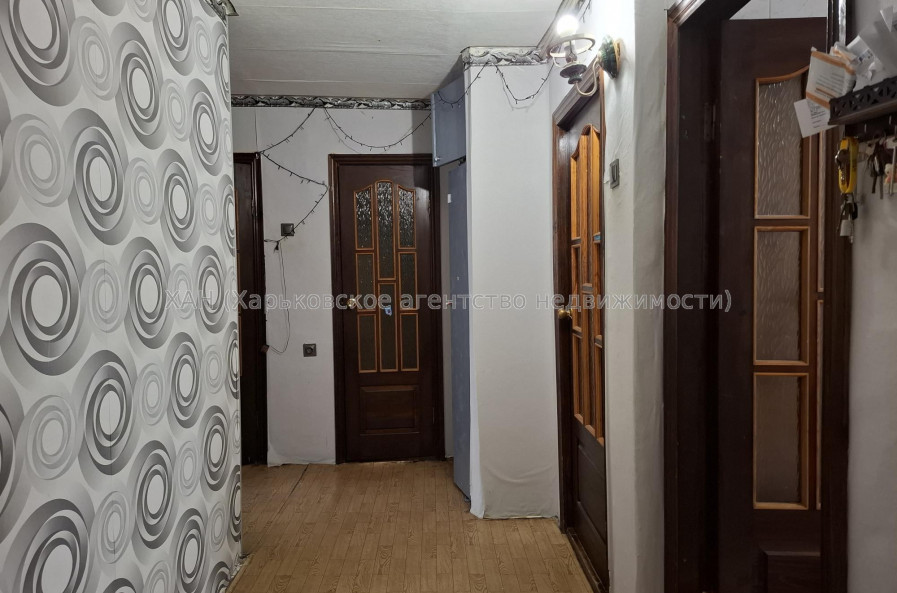Продам квартиру, Вишталя ул. , 4 , 2  ком., 58.50 м², косметический ремонт 
