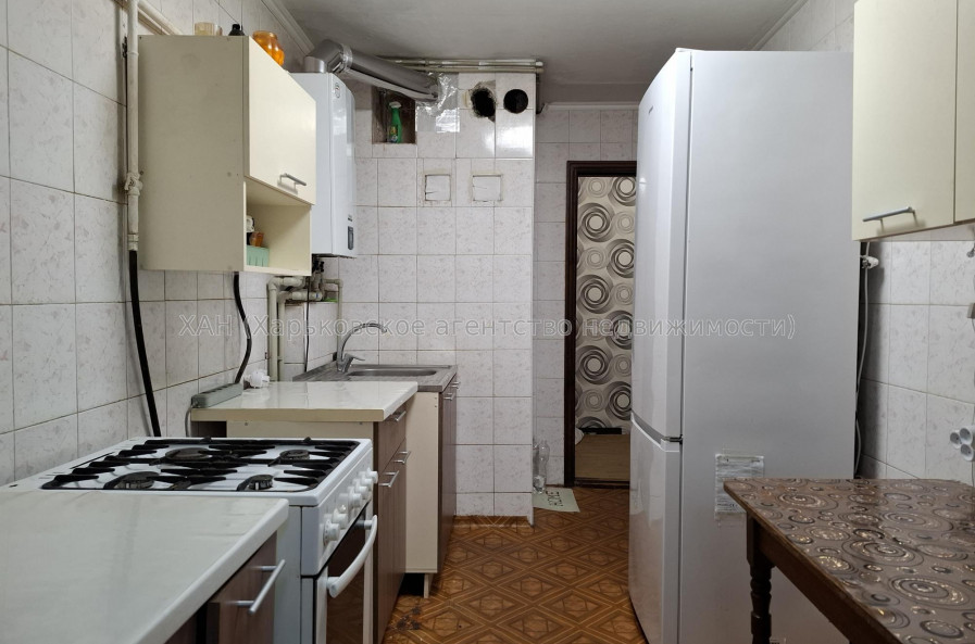 Продам квартиру, Вишталя ул. , 4 , 2  ком., 58.50 м², косметический ремонт 