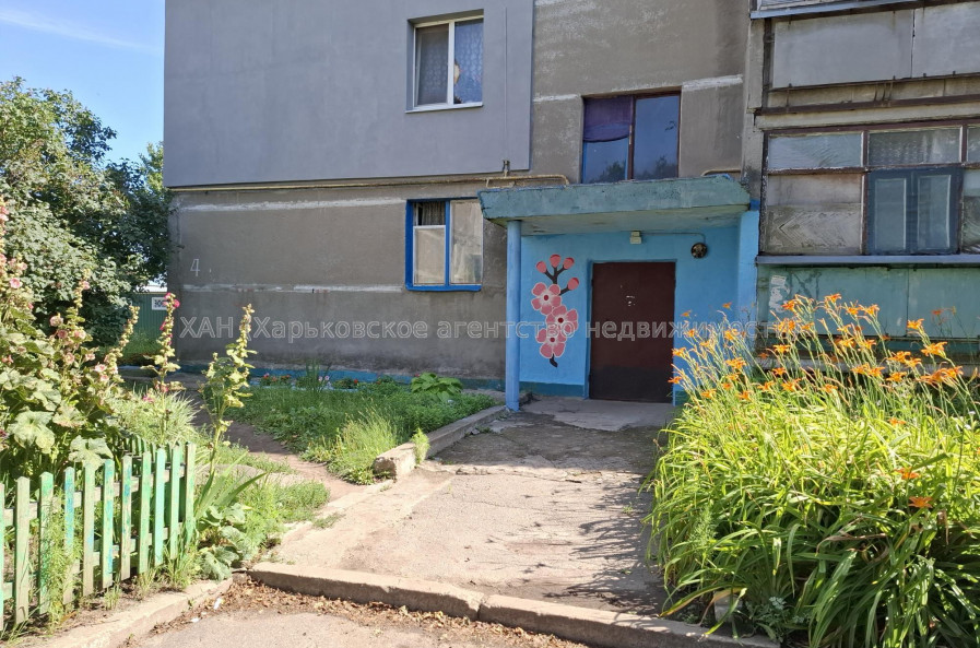 Продам квартиру, Вишталя ул. , 4 , 2  ком., 58.50 м², косметический ремонт 