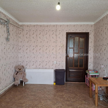 Продам квартиру, Вишталя ул. , 4 , 2  ком., 58.50 м², косметический ремонт 