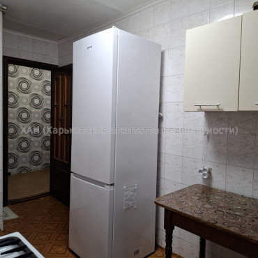 Продам квартиру, Вишталя ул. , 4 , 2  ком., 58.50 м², косметический ремонт 