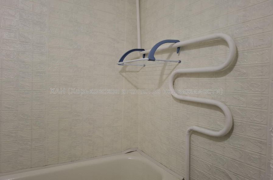 Продам квартиру, Вишталя ул. , 4 , 2  ком., 58.50 м², косметический ремонт 