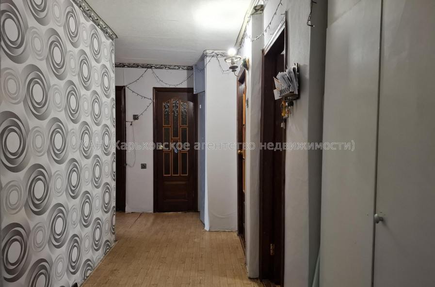 Продам квартиру, Вишталя ул. , 4 , 2  ком., 58.50 м², косметический ремонт 