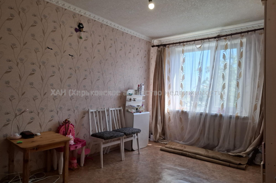 Продам квартиру, Вишталя ул. , 4 , 2  ком., 58.50 м², косметический ремонт 