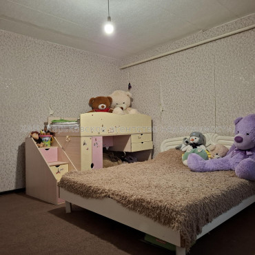 Продам квартиру, Вишталя ул. , 4 , 2  ком., 58.50 м², косметический ремонт 