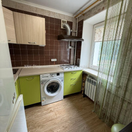 Продам квартиру, Петра Григоренко пр-т , 5/1 , 2  ком., 45 м², косметический ремонт