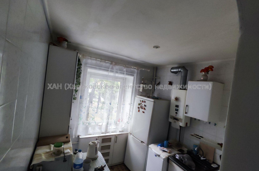 Продам квартиру, 23 Августа ул. , 11А , 2 кім., 41 м², советский ремонт 