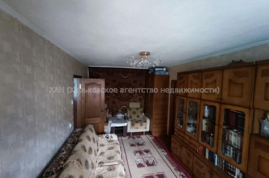 Продам квартиру, 23 Августа ул. , 11А , 2 кім., 41 м², советский ремонт 