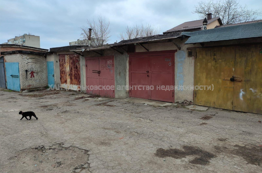 Продам квартиру, 23 Августа ул. , 11А , 2 кім., 41 м², советский ремонт 