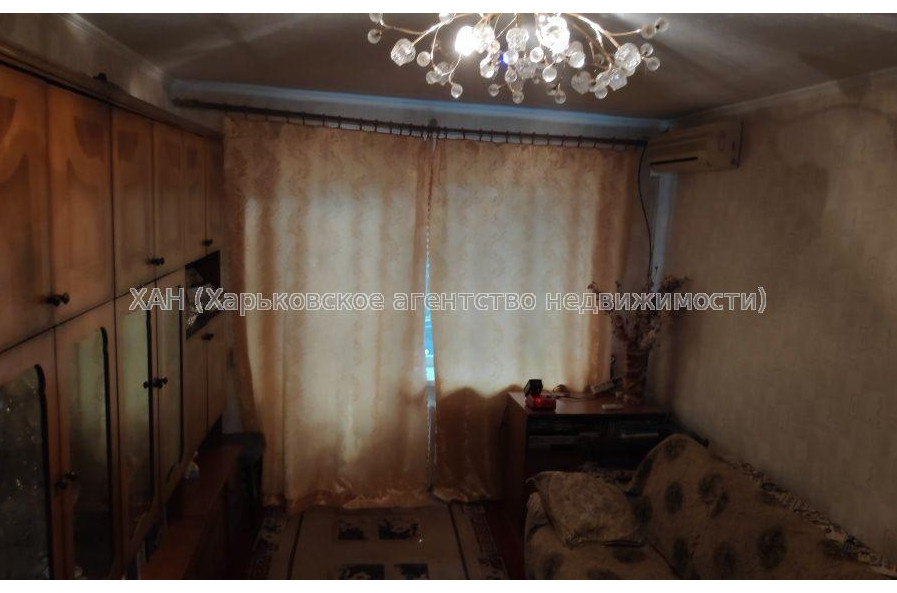Продам квартиру, 23 Августа ул. , 11А , 2 кім., 41 м², советский ремонт 