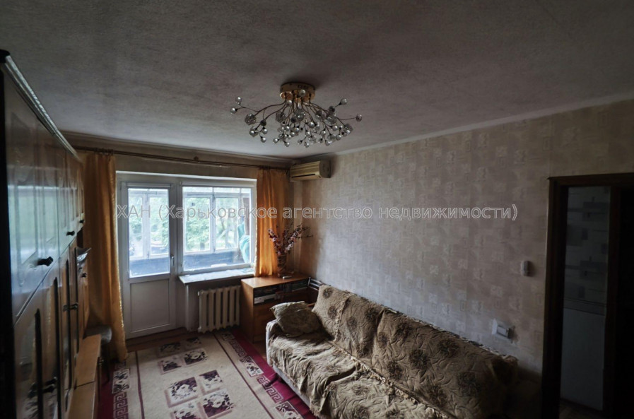 Продам квартиру, 23 Августа ул. , 11А , 2 кім., 41 м², советский ремонт 