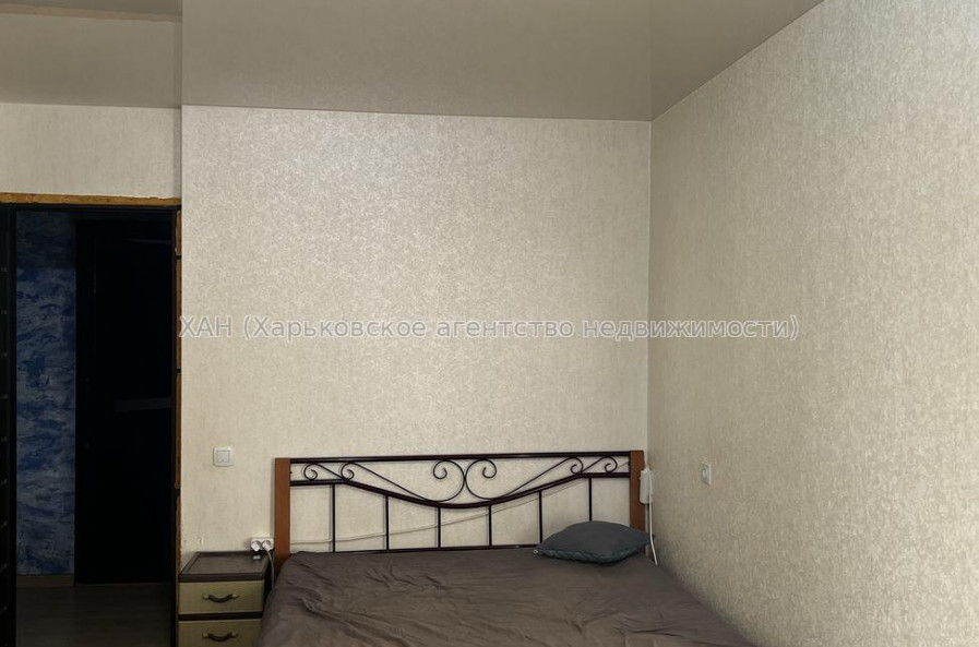 Продам квартиру, Самолетная ул. , 3  ком., 62 м², косметический ремонт 