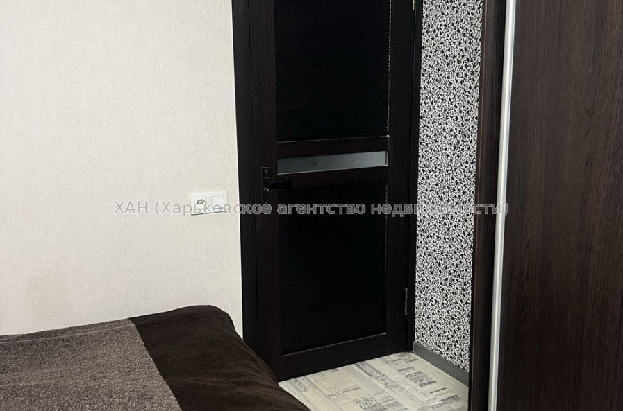 Продам квартиру, Самолетная ул. , 3  ком., 62 м², косметический ремонт 