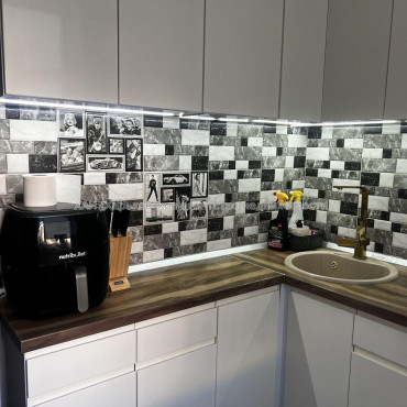 Продам квартиру, Самолетная ул. , 3 кім., 62 м², косметический ремонт 