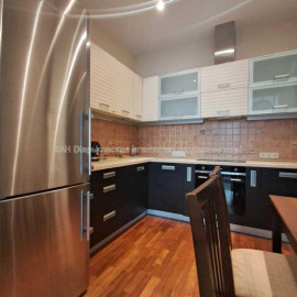 Продам квартиру, Тринклера ул. , 2 кім., 85 м², евроремонт