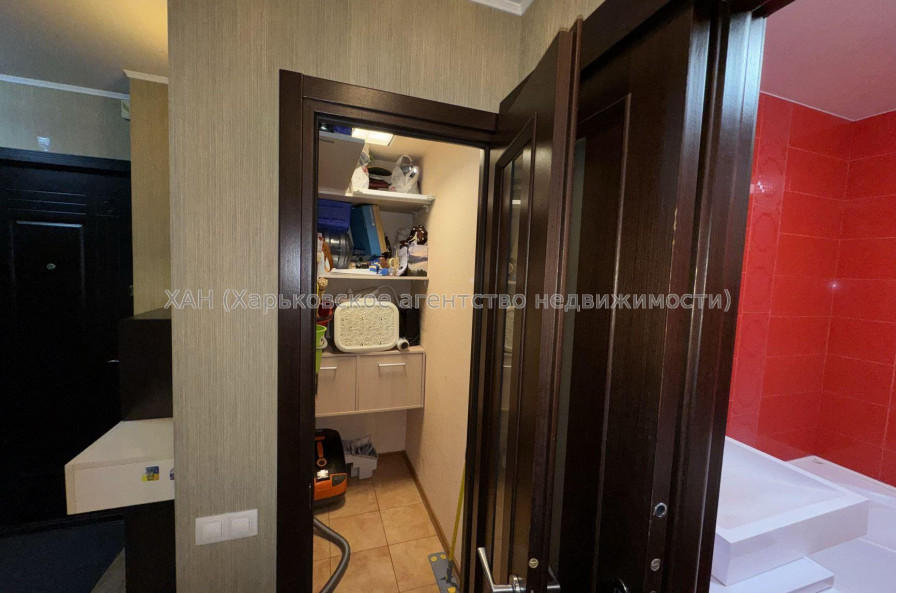 Продам квартиру, Дмитрия Коцюбайло ул. , 2  ком., 45.40 м², евроремонт 