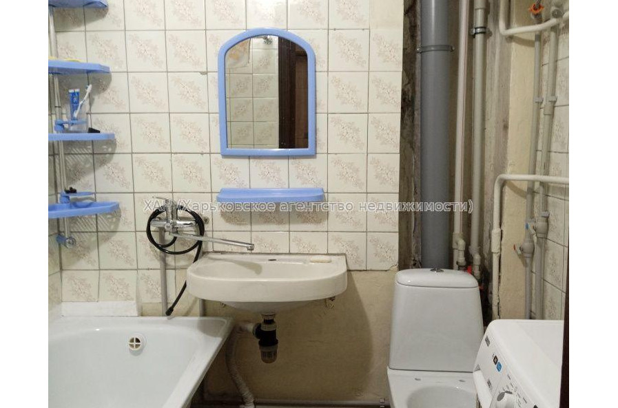 Продам квартиру, Деревянко ул. , 1  ком., 30 м², советский ремонт 