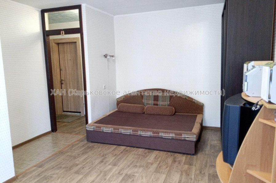 Продам квартиру, Деревянко ул. , 1  ком., 30 м², советский ремонт 