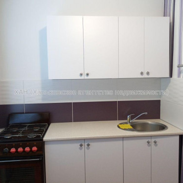 Продам квартиру, Деревянко ул. , 1 кім., 30 м², косметический ремонт 