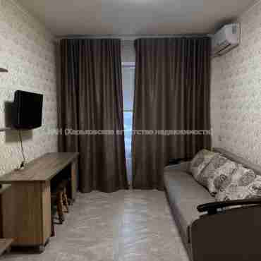 Продам квартиру, Шевченковский пер. , 1 кім., 20 м², евроремонт 
