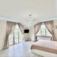 Продам будинок, Заярский пер. , 300 м², 15 соток, капитальный ремонт 