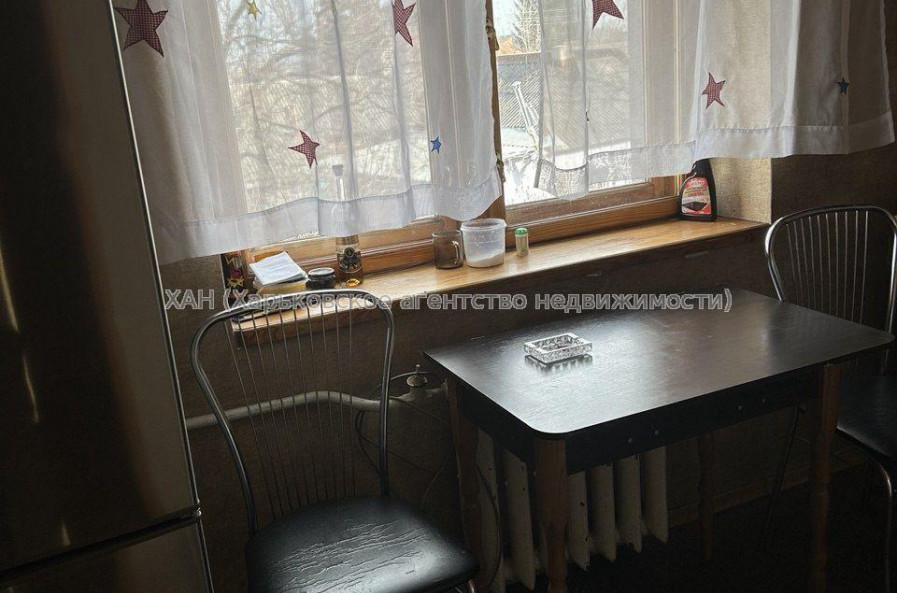 Продам квартиру, Волонтерская ул. , 2 кім., 56 м², советский ремонт 