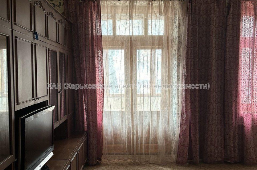 Продам квартиру, Волонтерская ул. , 2 кім., 56 м², советский ремонт 