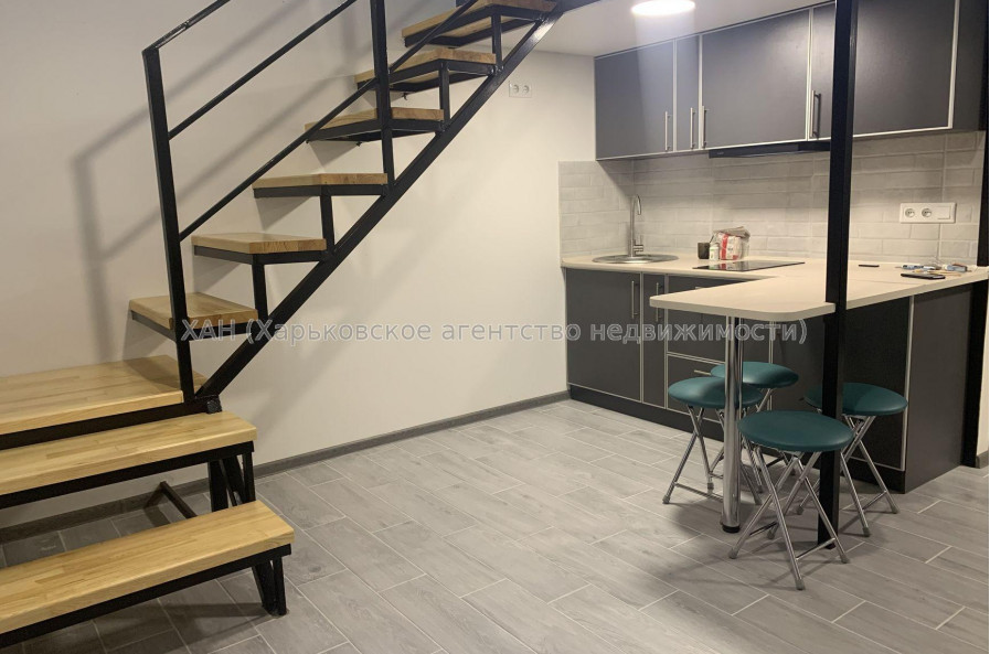 Продам квартиру, Клочковская ул. , 1  ком., 37 м², капитальный ремонт 