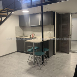 Продам квартиру, Клочковская ул. , 1  ком., 37 м², капитальный ремонт