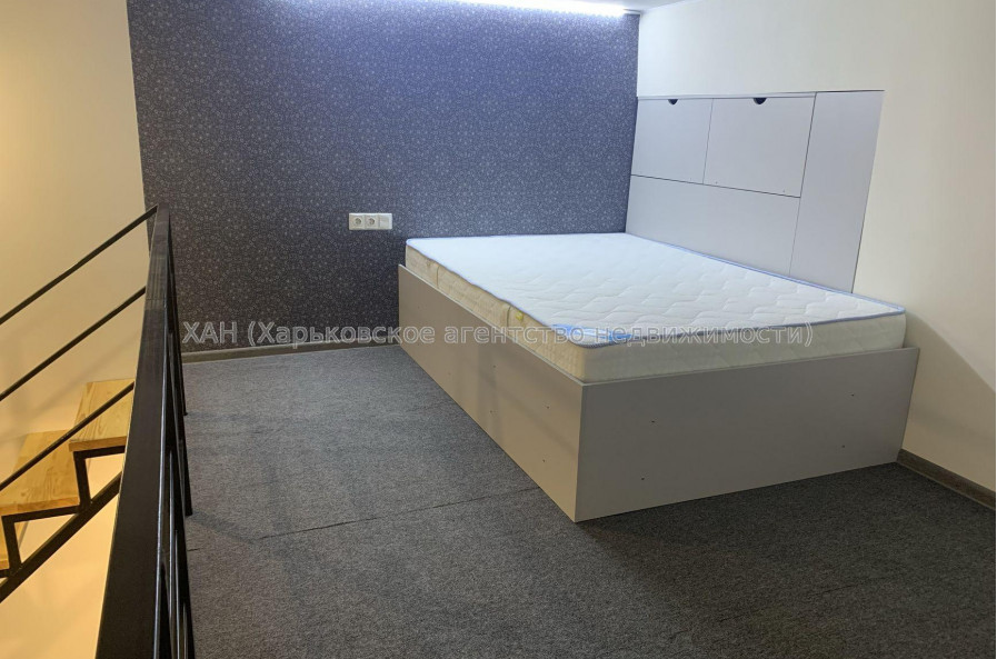 Продам квартиру, Клочковская ул. , 1  ком., 37 м², капитальный ремонт 
