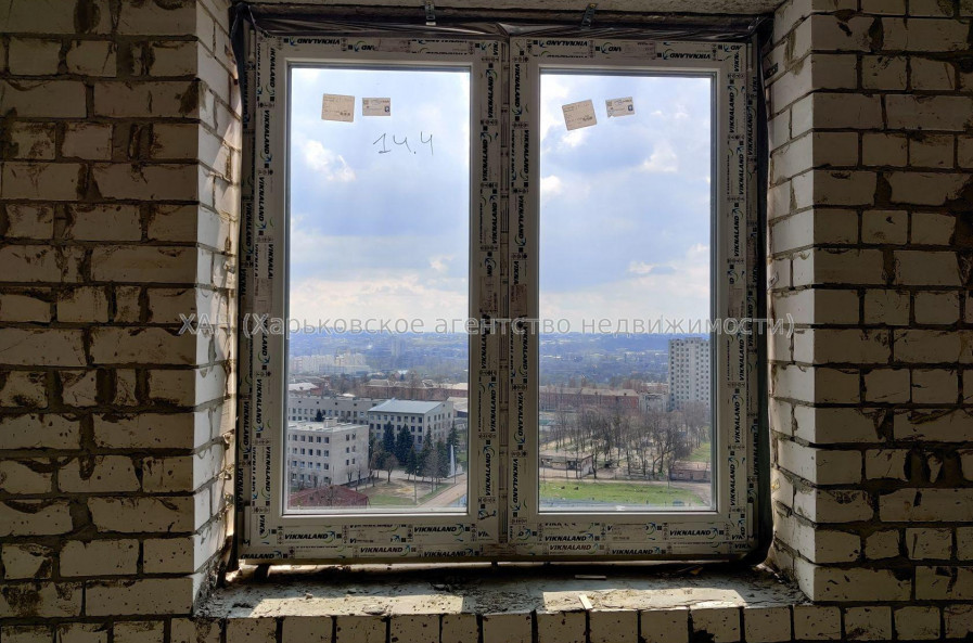 Продам квартиру, Шекспира пер. , 2 кім., 79.38 м², без внутренних работ 