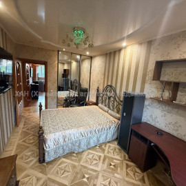 Продам квартиру, Архитекторов ул. , 3  ком., 67 м², капитальный ремонт