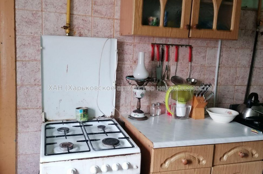 Продам квартиру, Дмитриевская ул. , 1 кім., 28 м², косметический ремонт 