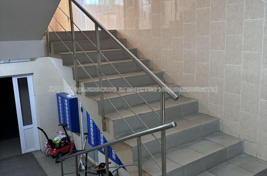 Продам квартиру, Мирная ул. , 1  ком., 42 м², евроремонт 