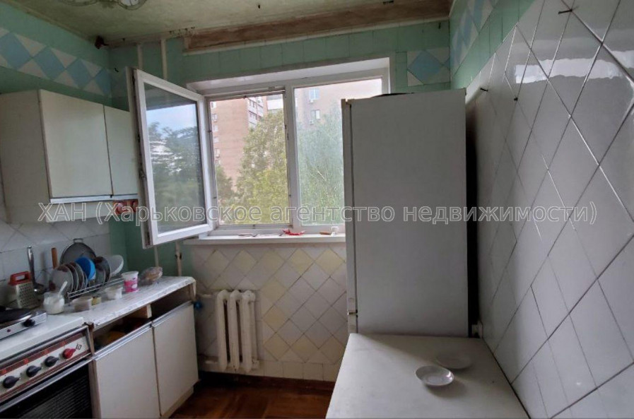 Продам квартиру, Аэрокосмический пр. , 2 кім., 46 м², советский ремонт 