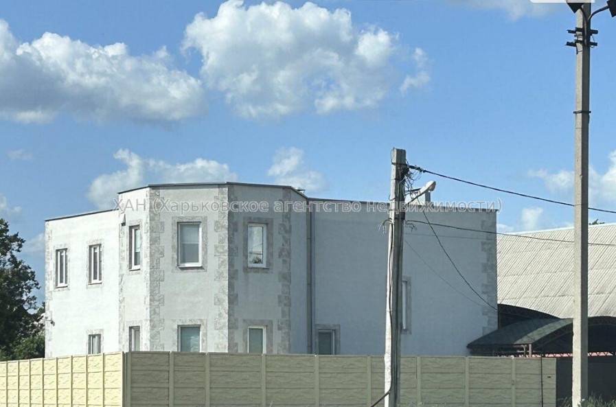 Продам будинок, Афанасьевская ул. , 346 м², 7.30 соток, капитальный ремонт 