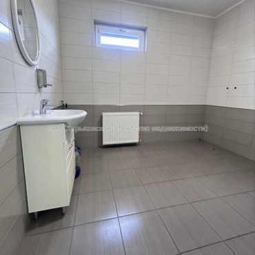 Продам будинок, Афанасьевская ул. , 346 м², 7.30 соток, капитальный ремонт 