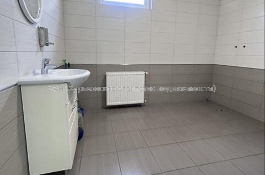 Продам будинок, Афанасьевская ул. , 346 м², 7.30 соток, капитальный ремонт 